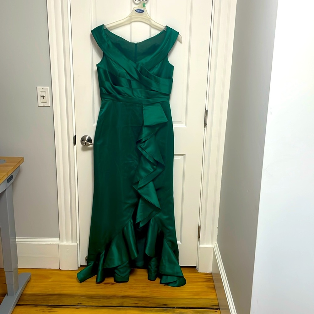 Green Gown Size 12